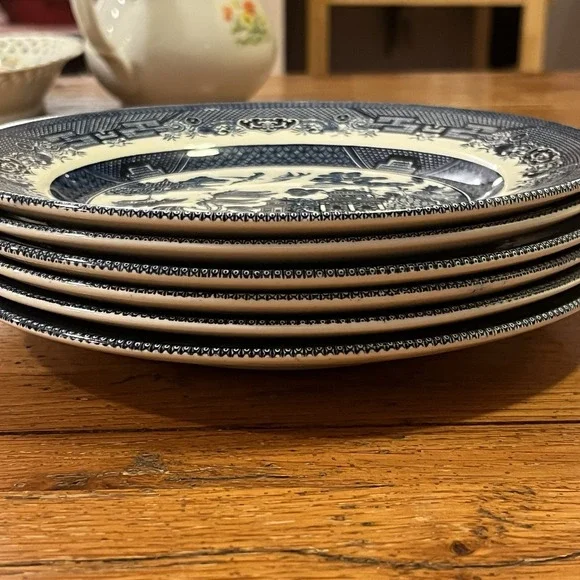 Churchill Blue Willow Plates 7.5